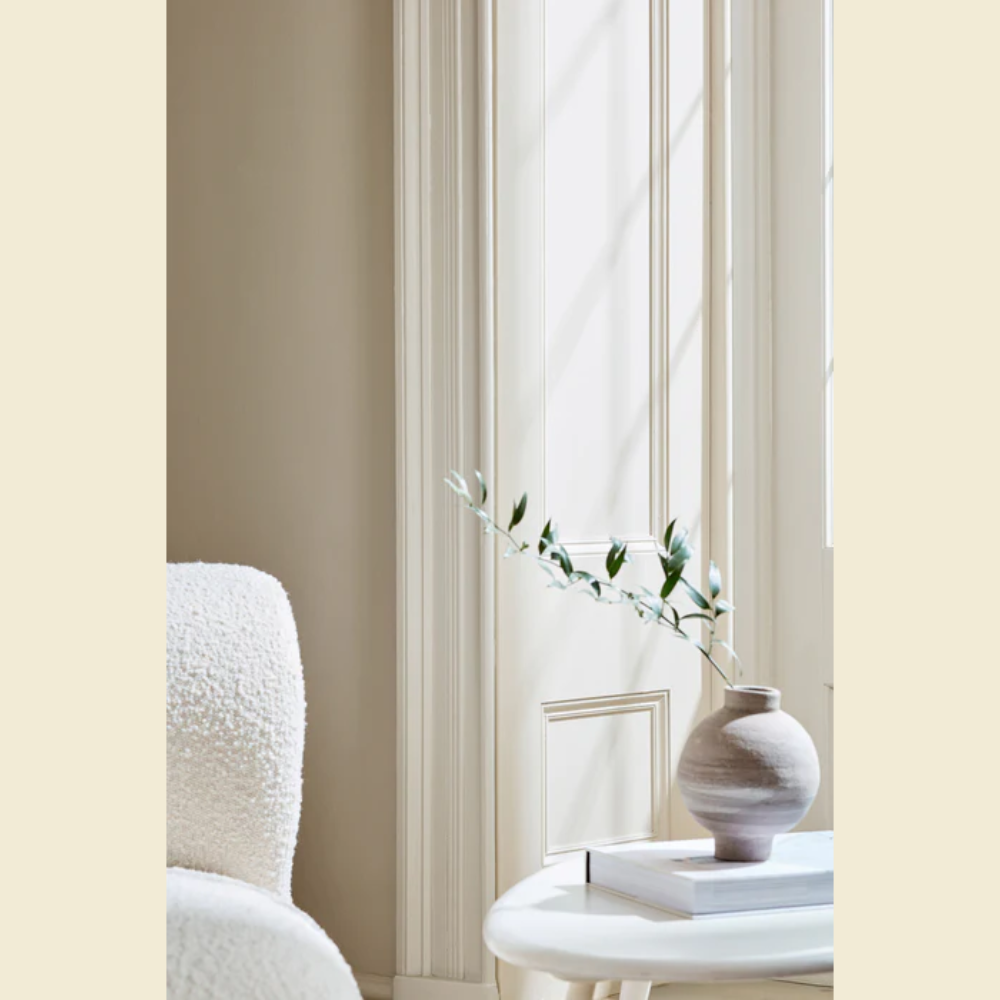 LITTLE GREENE INTELLIGENT MATT 330 SILENT WHITE -MID 2.5L